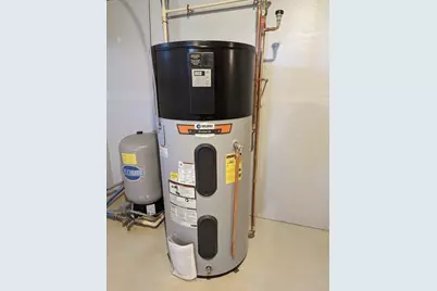 514 Old County Rd., Wales, MA 01081 - Photo 26