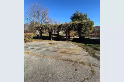 31 Merrill St, Lowell, MA 01852 - Photo 34