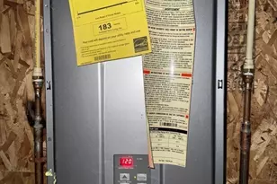 31 Merrill St, Lowell, MA 01852 - Photo 28