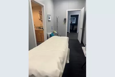 132 S Main St, Acushnet, MA 02743 - Photo 10