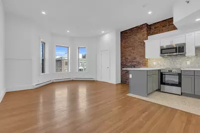 389 Beacon Street #7, Boston, MA 02116 - Photo 4