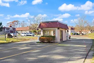 685 Oak St, Brockton, MA 02301 - Photo 14