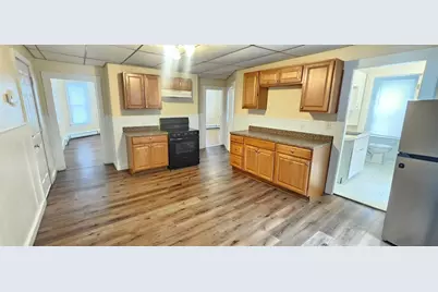 93 Arthur St #3E, Brockton, MA 02302 - Photo 1