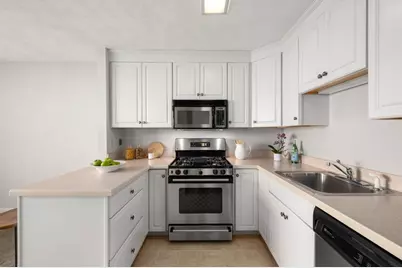 29 Concord Greene #3, Concord, MA 01742 - Photo 8