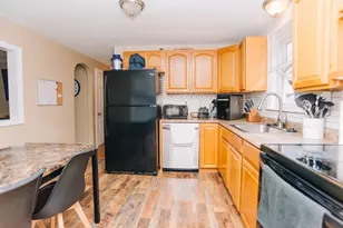 63 Granger St, Springfield, MA 01119 - Photo 12