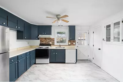 41 South St #11, Easthampton, MA 01027 - Photo 12