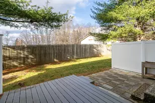 41 South St, Easthampton, MA 01027 - Photo 24