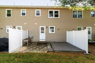 41 South St, Easthampton, MA 01027 - Photo 22