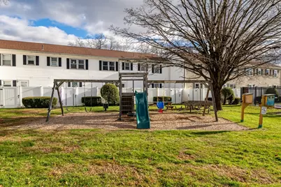 41 South St #11, Easthampton, MA 01027 - Photo 28