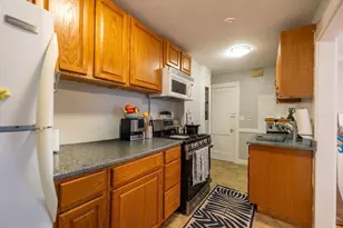 22 Potomac St, Boston, MA 02132 - Photo 6
