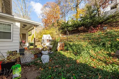 22 Potomac St #22, Boston, MA 02132 - Photo 10