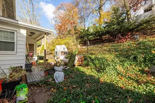 22 Potomac St, Boston, MA 02132 - Photo 10