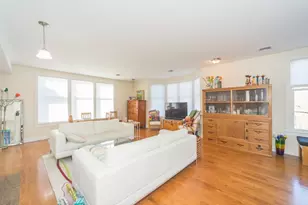 53 Winslow Rd, Brookline, MA 02446 - Photo 2