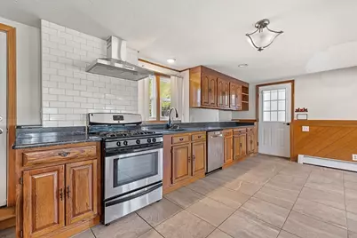 3 South Central Street, Milford, MA 01757 - Photo 24
