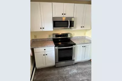 41 Oakhurst St #41, Hopkinton, MA 01748 - Photo 4