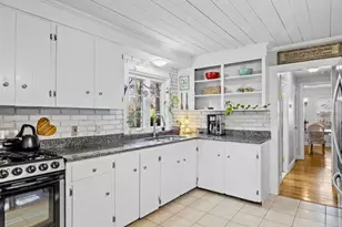 61 Morton Ave, New Bedford, MA 02745 - Photo 8