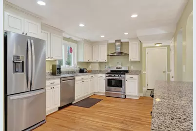 21 Fairbanks Rd, Chelmsford, MA 01824 - Photo 8