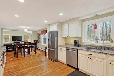 21 Fairbanks Rd, Chelmsford, MA 01824 - Photo 10