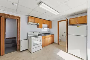 287 East St, Ludlow, MA 01056 - Photo 14