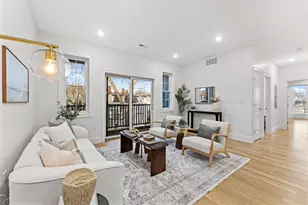 272 Lincoln St, Marlborough, MA 01752 - Photo 2