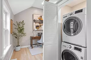 278 Princeton St, Boston, MA 02128 - Photo 22