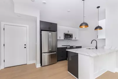 379 Somerville Ave, Somerville, MA 02143 - Photo 4