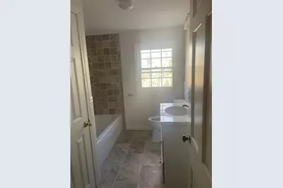 63 Prescott St, Attleboro, MA 02703 - Photo 18