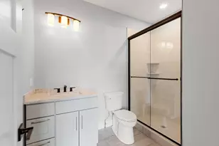 312 Newton St, Waltham, MA 02453 - Photo 32