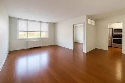 20 Hammond Pond Pkwy #606, Newton, MA 02467 - Photo 6