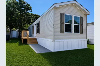 3040 Cranberry Hwy #32, Wareham, MA 02538 - Photo 1