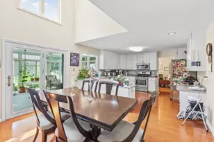 54 Jennifer Rd, Lowell, MA 01854 - Photo 4