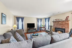 54 Jennifer Rd, Lowell, MA 01854 - Photo 2