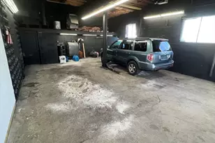 14 Waverly St, Framingham, MA 01702 - Photo 2