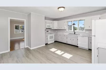 110 Pilling, Haverhill, MA 01832 - Photo 8