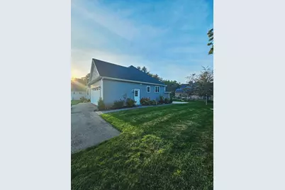 4 Sabrinas Way, Dartmouth, MA 02747 - Photo 30