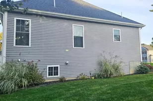 4 Sabrinas Way, Dartmouth, MA 02747 - Photo 28