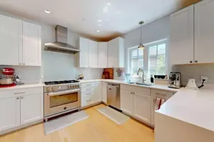 21 Crowninshield Rd, Brookline, MA 02446 - Photo 4