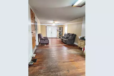 2 Alice St, Montague, MA 01376 - Photo 8