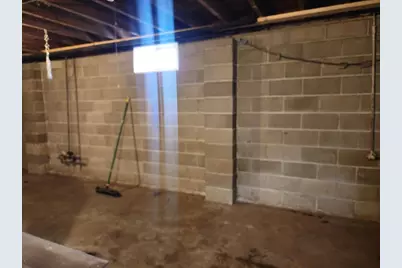 2 Alice St, Montague, MA 01376 - Photo 16