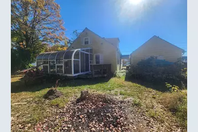 2 Alice St, Montague, MA 01376 - Photo 6