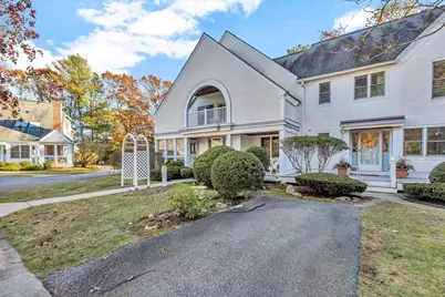 4 Bob White Cres #4, Mashpee, MA 02649 - Photo 2