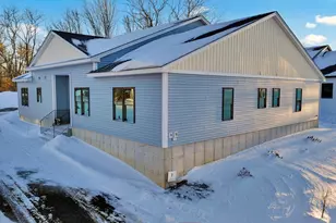 7 L Stevens Rd, Charlton, MA 01507 - Photo 1