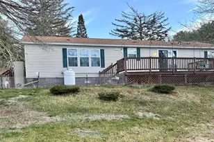 21 Varney Ln, Barre, MA 01005 - Photo 2