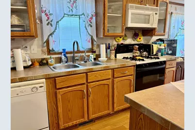 21 Varney Ln, Barre, MA 01005 - Photo 10