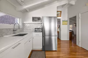 535 Commercial St, Provincetown, MA 02657 - Photo 12