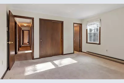 24 North St, Leominster, MA 01453 - Photo 22