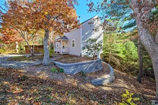 113 Blacksmith Shop Rd, Falmouth, MA 02540 - Photo 4