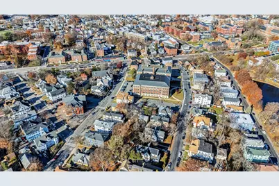 28 Richards St, Worcester, MA 01603 - Photo 4