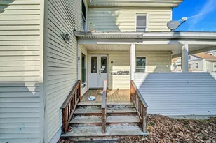 28 Richards St, Worcester, MA 01603 - Photo 20