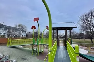 363 Hildreth, Lowell, MA 01850 - Photo 12